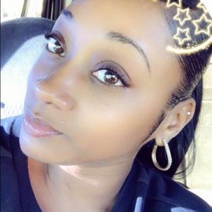 Meet your Posher, Marcia